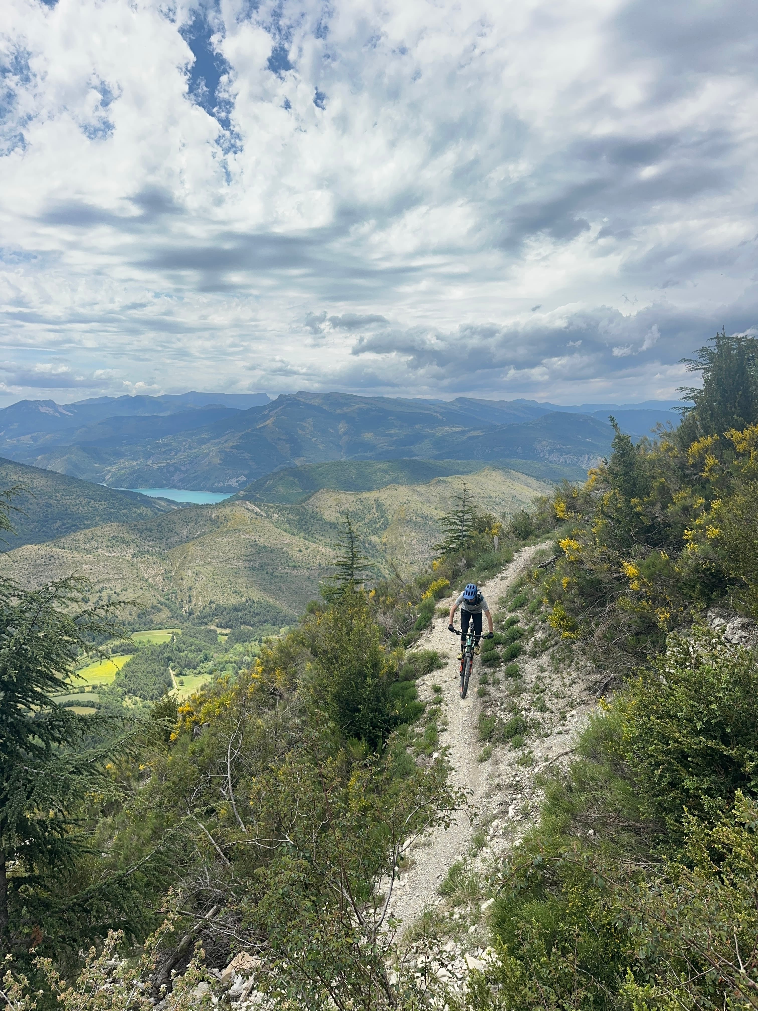 Pilote en spéciale dans le Verdon